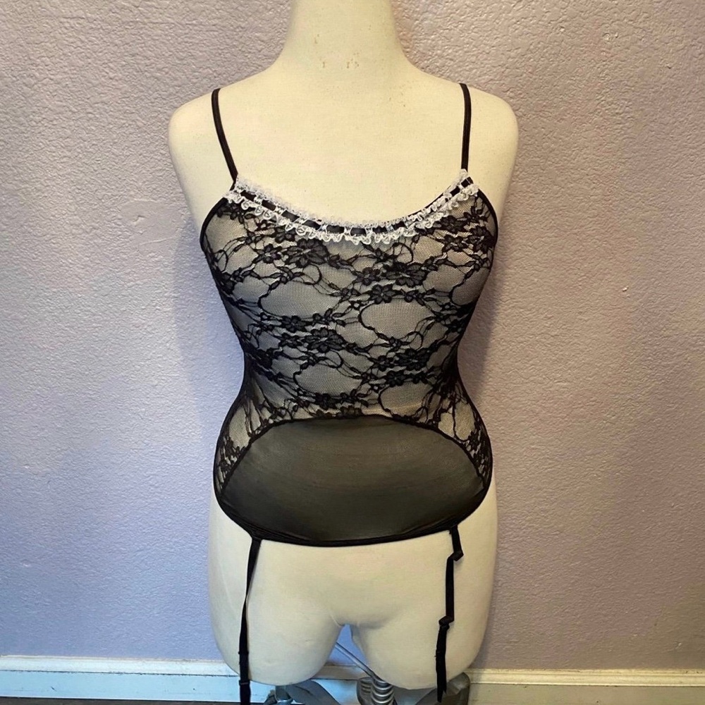 Woman’s lingerie top